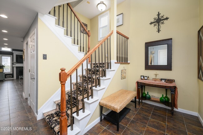 Photo - 106 Marina Bay Ct