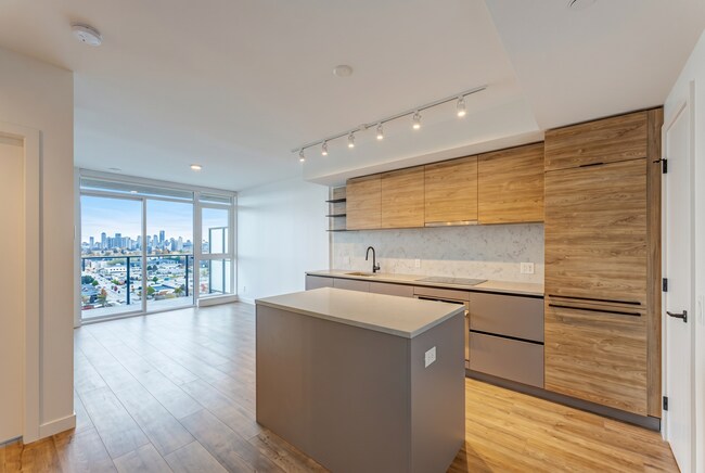 Photo - 10448 University Dr