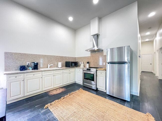 Photo - 2420 Martin Luther King Junior Blvd