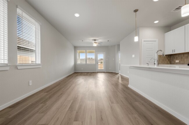 Photo - 335 Willow Sage Ct