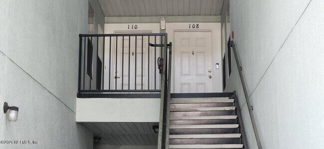 7036 Deer Lodge Cir Unit 108
