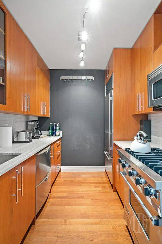 Photo - 88 Greenwich St Unit 702