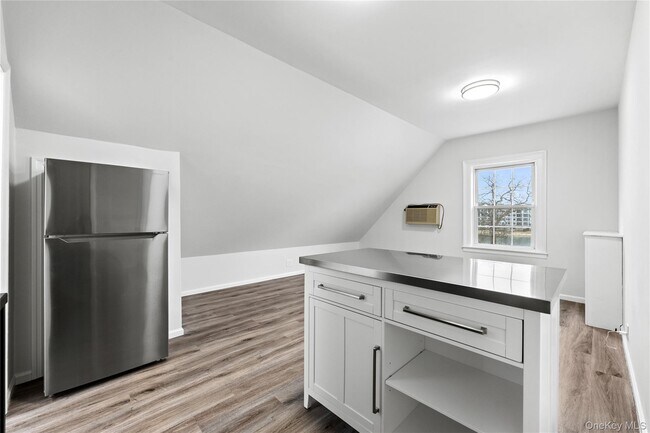 Photo - 3 Harbor Ln Unit 3A