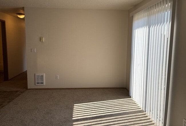 Photo - 377-379 Shamrock St Unit 377