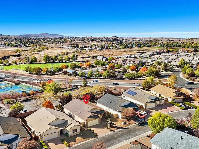 Photo - 328 La Paz St