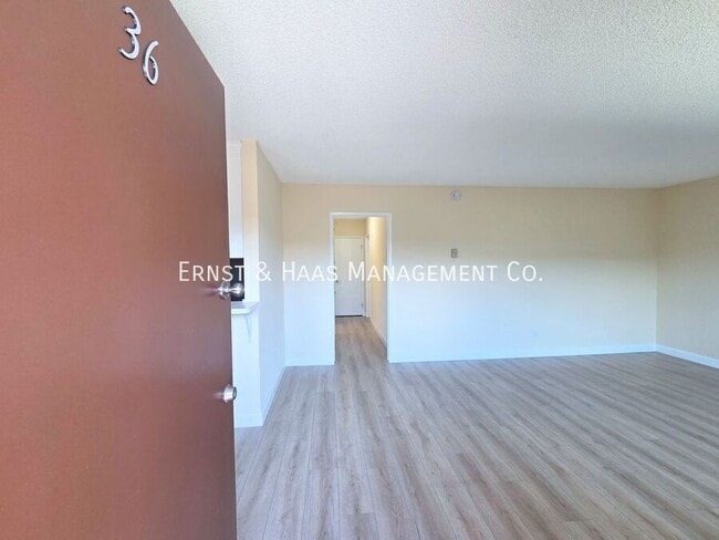 5535 Ackerfield Ave Unit 36