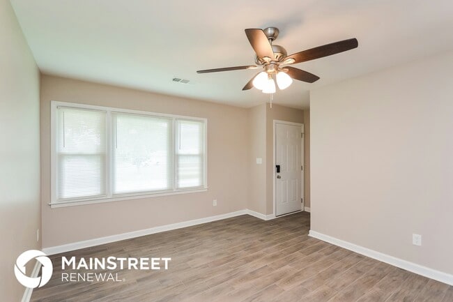 Photo - 1534 Flicker Rd