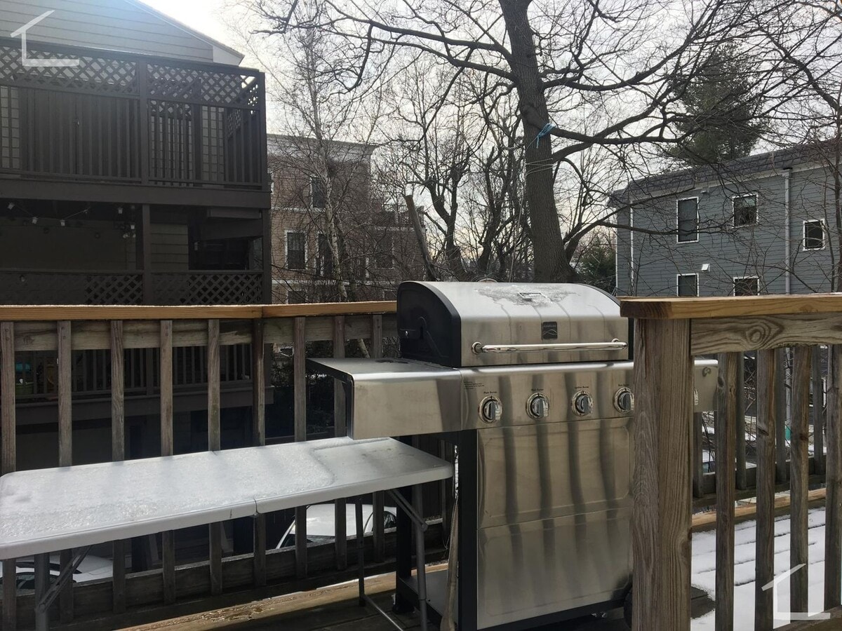 Photo - 216 Freeman St
