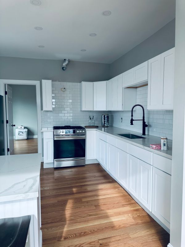 8 Burke St