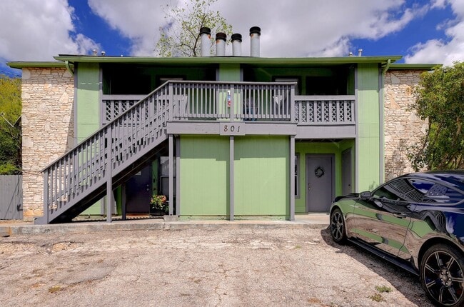 Photo - 801 Bracewood Cir Unit C