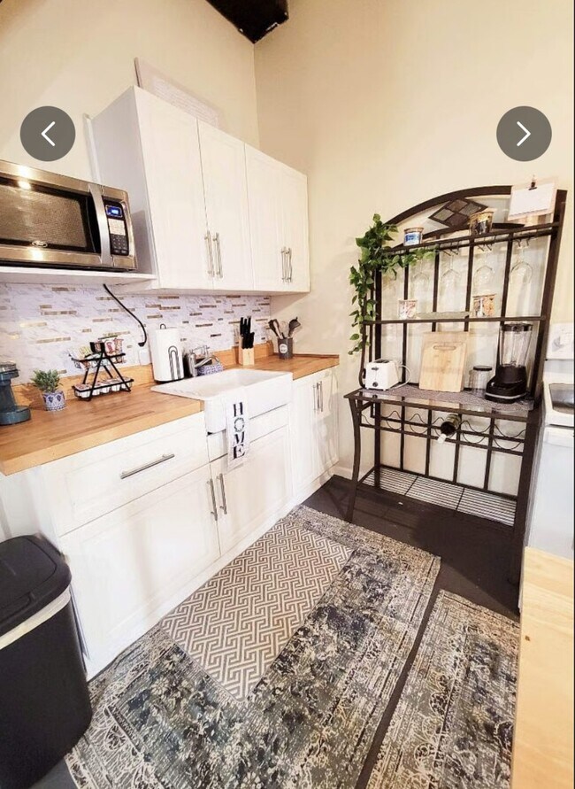 Photo - 1009 Jefferson St Unidad B2