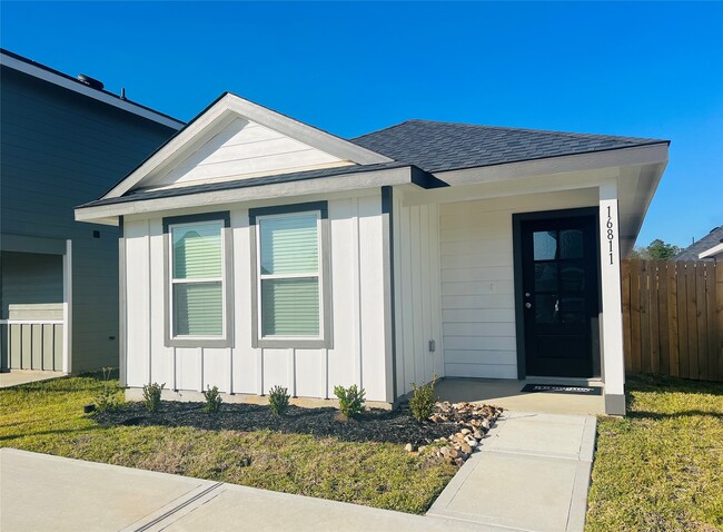 Photo - 16811 N Marie Vlg Dr