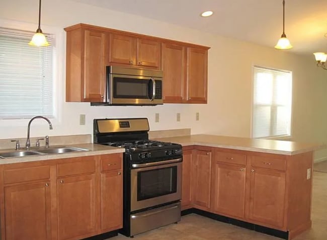 Kitchen - 3204 Tamarack Dr Unit 3204