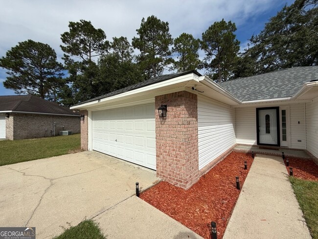 Photo - 309 N Belmont Ct