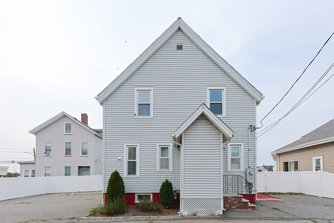 Building Photo - 8 Tacoma St Rental