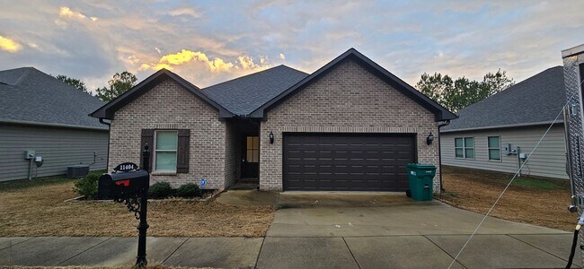 4 Bedroom Home in a Beautiful Subdivision! - 4 Bedroom Home in a Beautiful Subdivision!