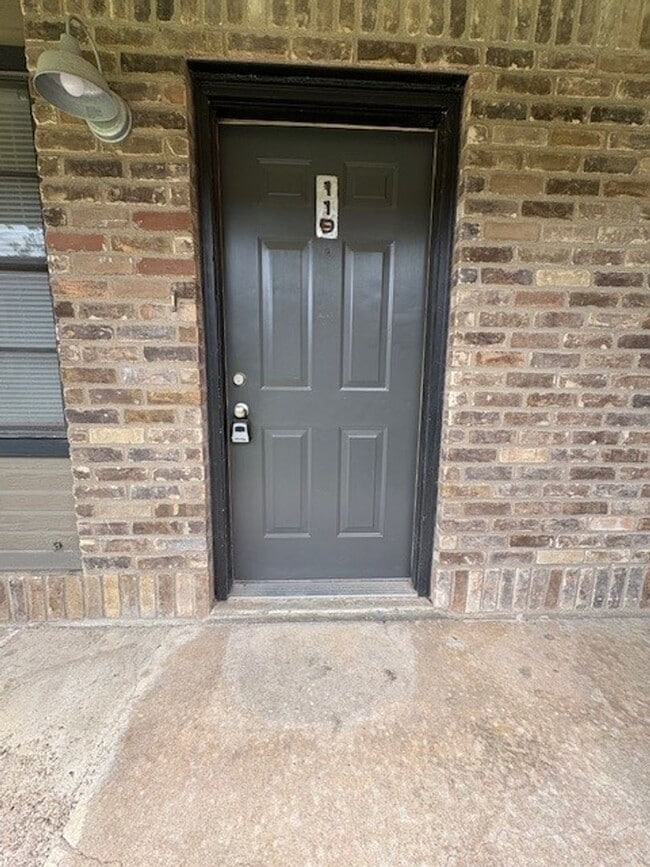 1226 Baylor Ave
