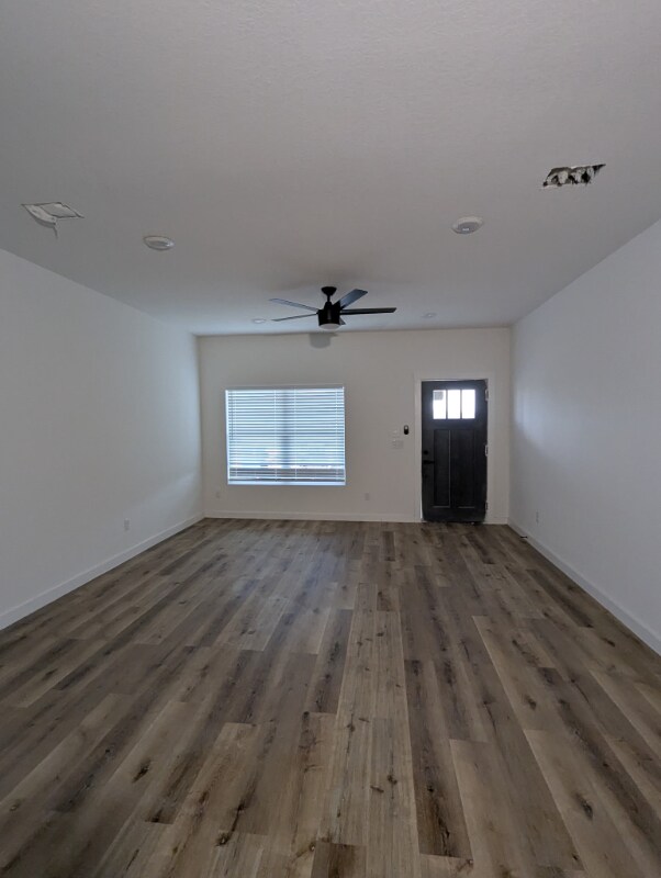 Photo - 2105 Vista Rosa Unidad A