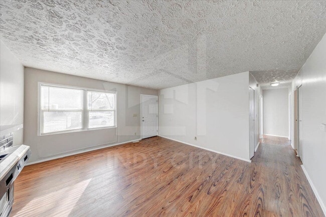 Photo - 8432 E 37th Pl