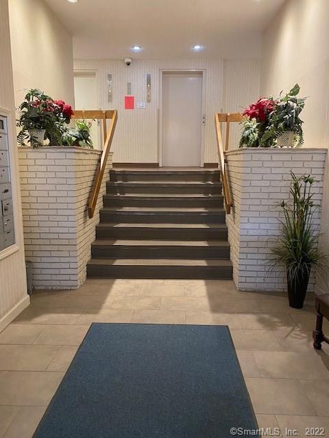 Photo - 34A E Pembroke Rd Unit 103