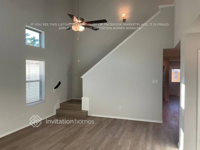 Photo - 10715 Sunlit St