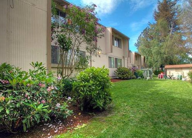 Photo - Ferndale Manor Apartments