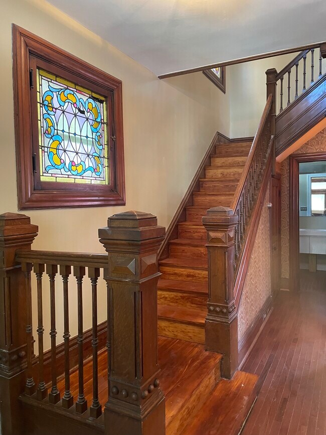 Newly refinished staircase - 2212 Kemper Lane House