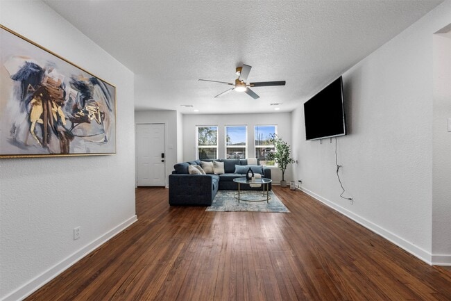 Photo - 3614 Billingsley St