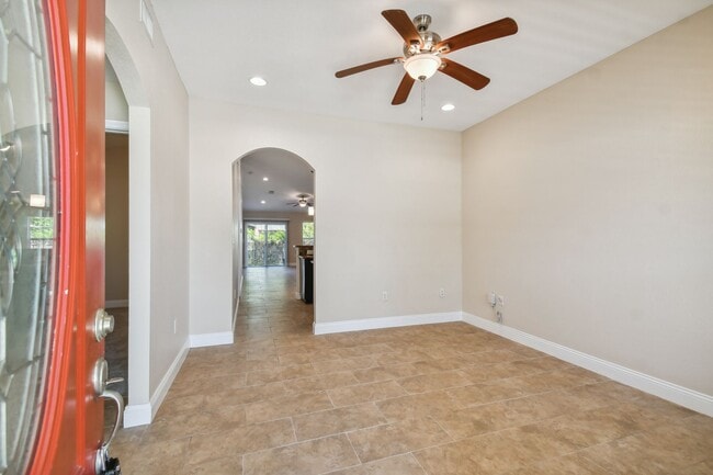 Photo - 2321 W Beach St