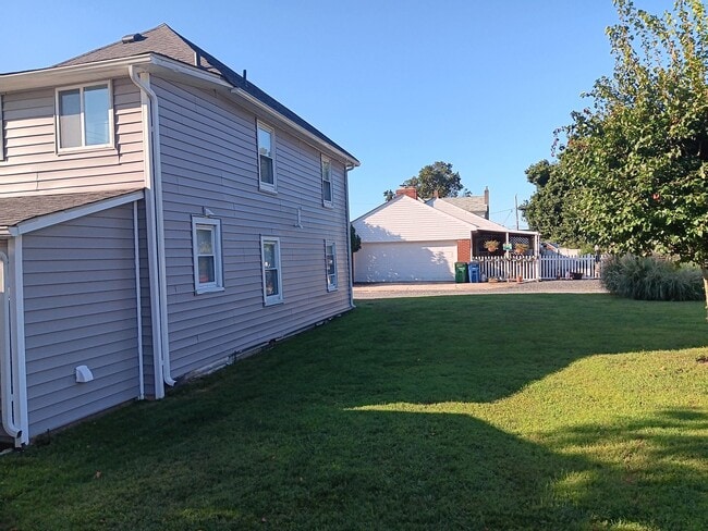 Photo - Renovated 3 Bed 2 Bath Single-Family Home ...