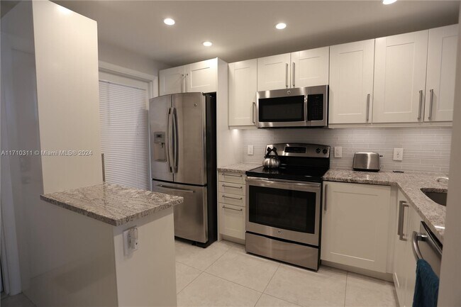 Photo - 470 Paradise Isle Blvd Unit 107