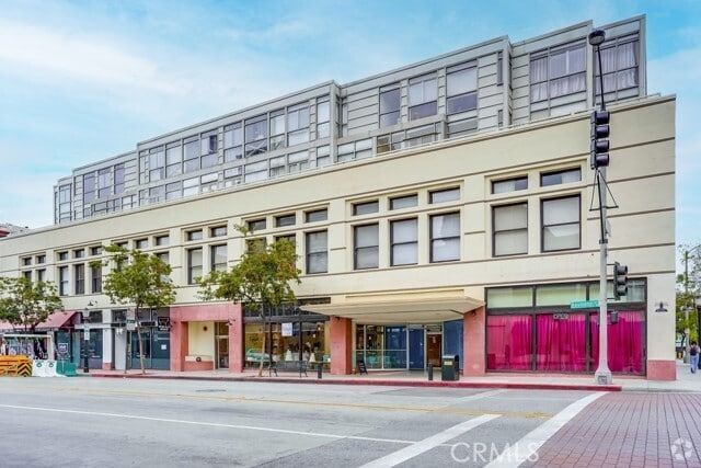 Building Photo - 35 N Raymond Ave Unit 404 Rental