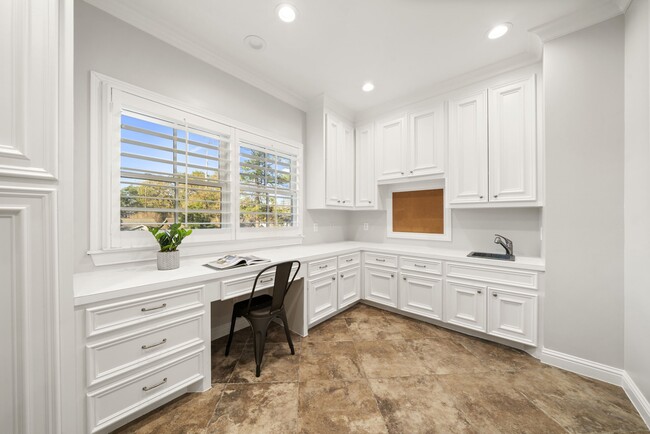 12927 Hansel Ln