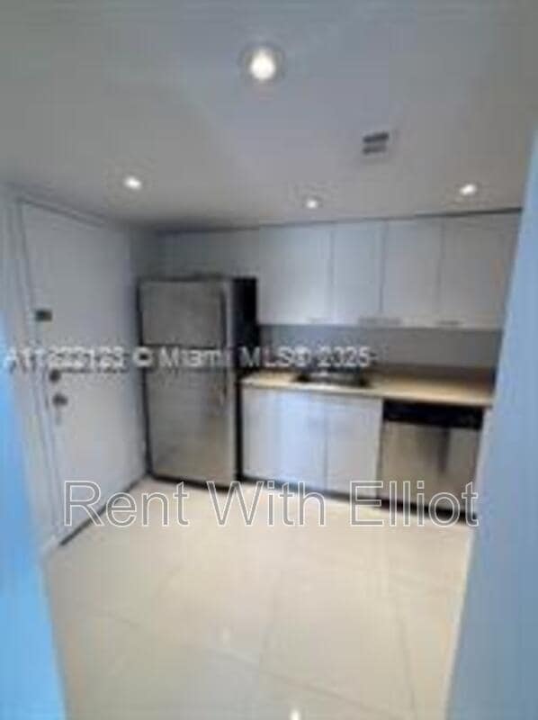 Photo - 401 Golden Isles Dr