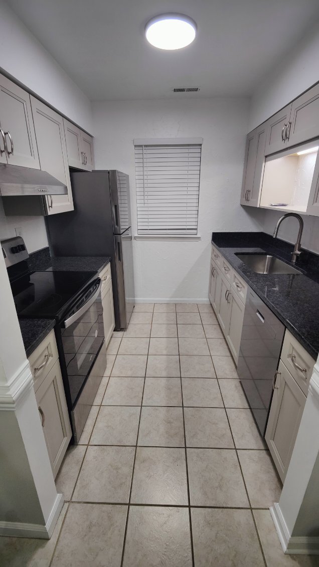 Photo - 804 Pine Forest Trail