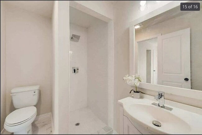 Photo - 1802 Gus Thomasson Rd