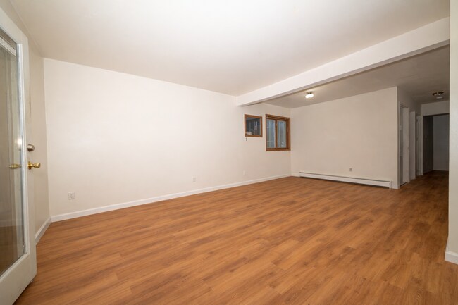 Photo - 231 N Burritt Ave Unit 8