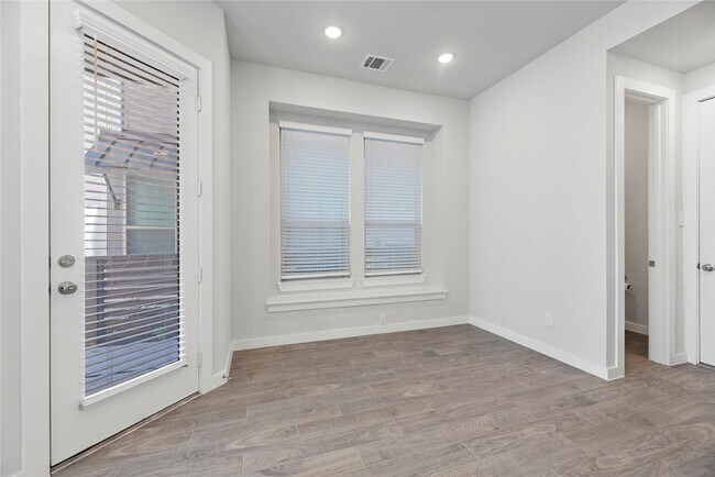 Photo - 16647 Bristol Steel Ln