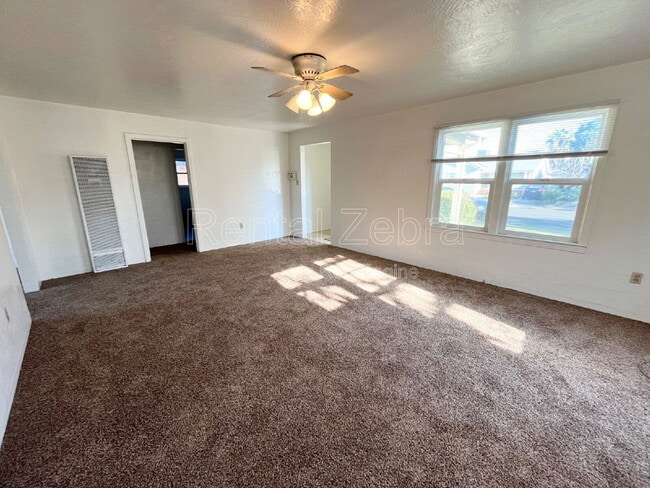 Photo - 2135 Orchard Ln