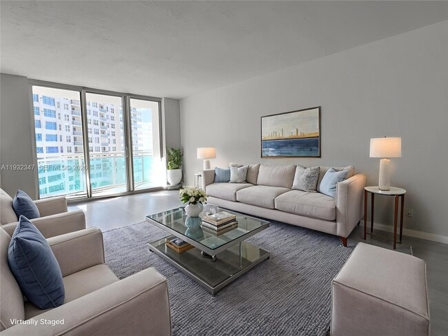 Building Photo - 3001 S Ocean Dr Unit 645