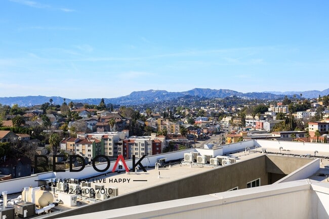 Photo - 1011-1013 Everett St Unit B-102