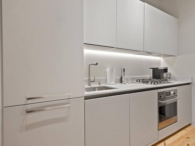 Photo - 111 W Elder St Unit ID1056045P