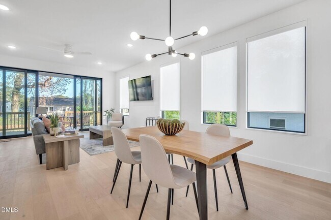 Photo - 810 Culpepper Ln