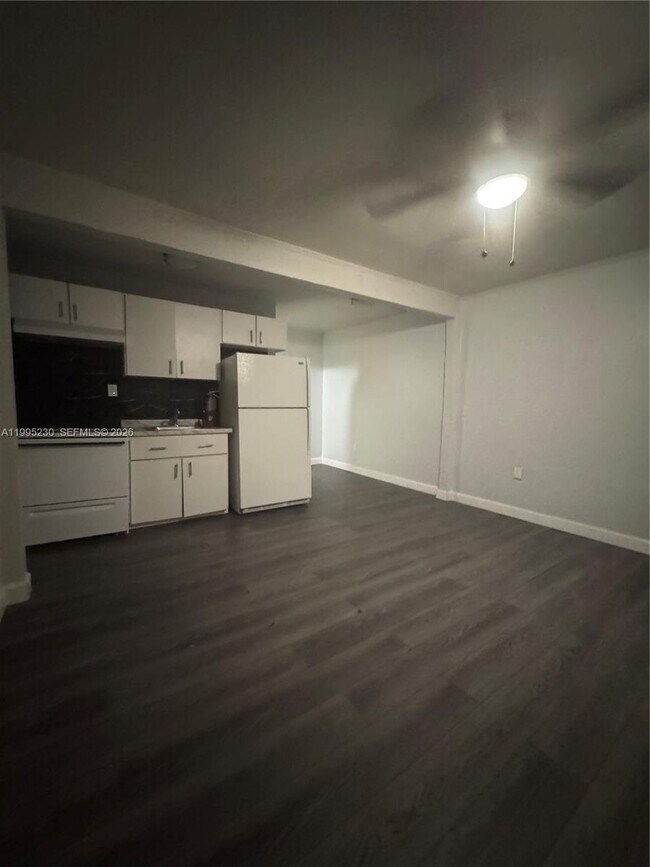 Photo - 7802 NW 8th Ave Unidad 3