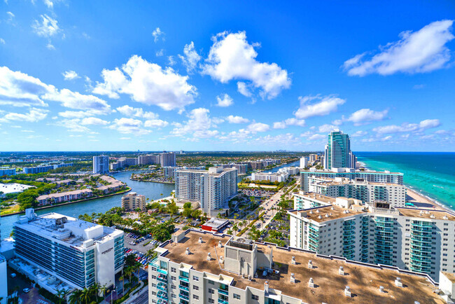 Building Photo - 4111 S Ocean Dr Unit FL24-ID1022177P Rental