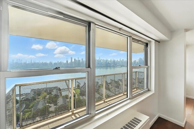 Building Photo - 6600 JFK Blvd E Rental