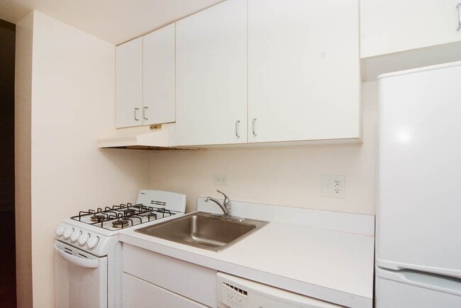 Photo - 622 W Wellington Ave Unit 6H