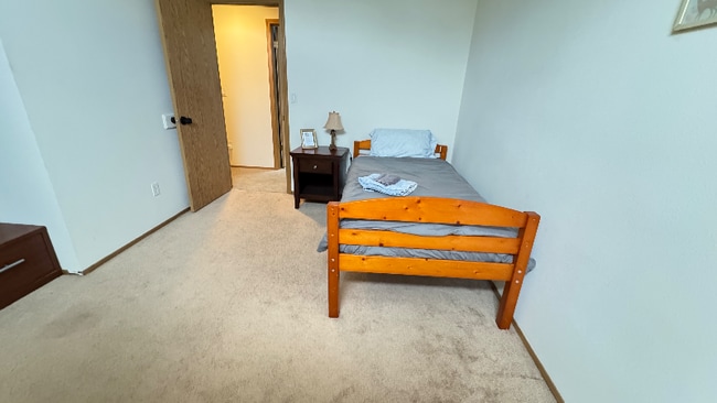 Photo - 6904 54th Pl NE