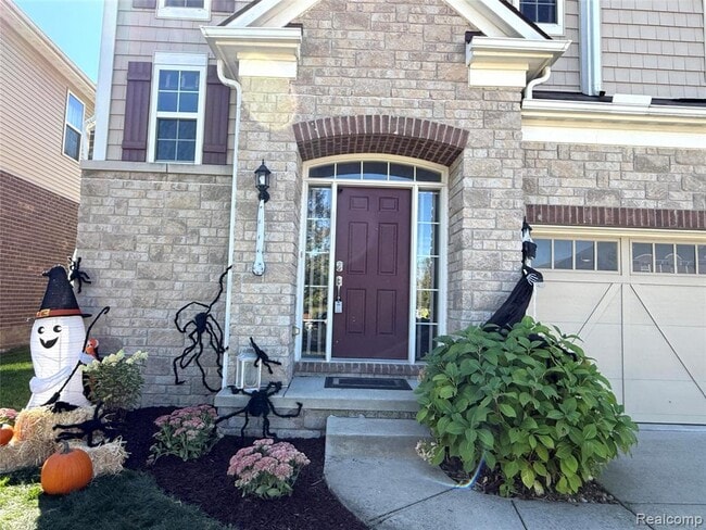 Photo - 49645 Hartwick Dr