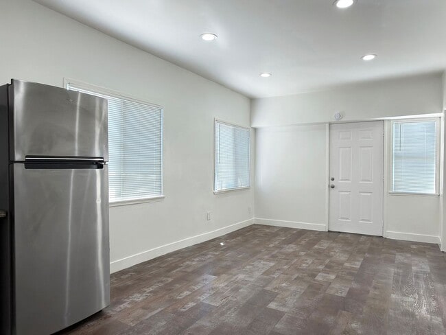 Photo - 531 N Virginia Ct Unit 441